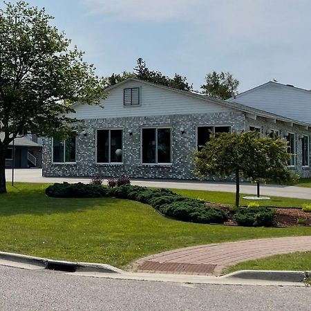 Lighthouse View Motel Mackinaw City Buitenkant foto