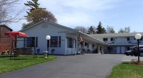 Lighthouse View Motel Mackinaw City Buitenkant foto