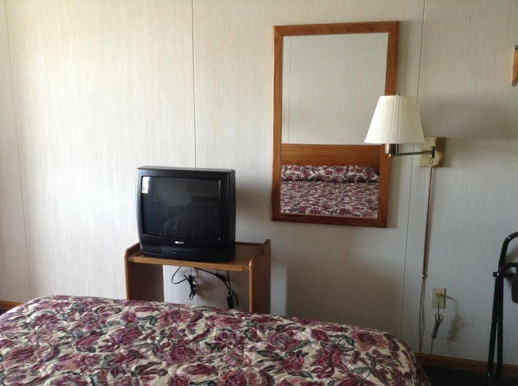 Lighthouse View Motel Mackinaw City Buitenkant foto