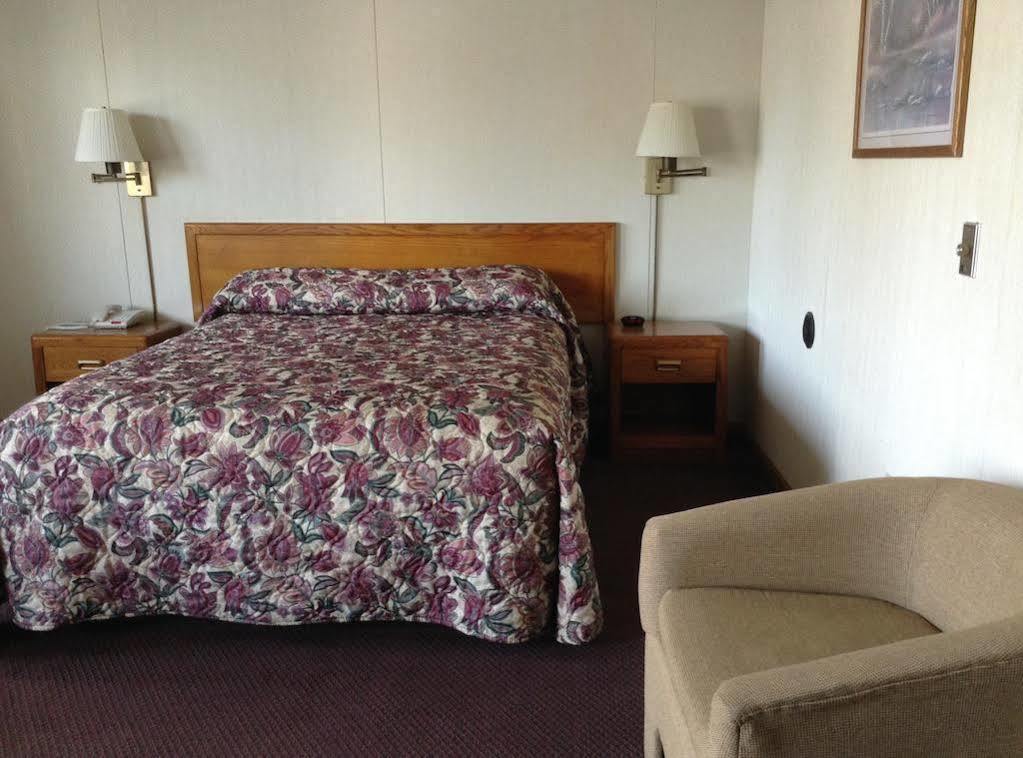 Lighthouse View Motel Mackinaw City Buitenkant foto